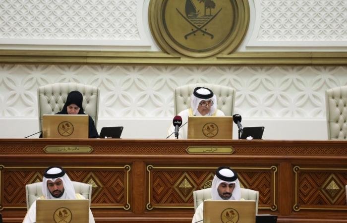 أخبار قطر | مجلس الشورى يستعرض مشروعي قانونين بشأن "الطائرات بدون طيار" و"اتحاد الملاك" | عيون الجزيرة قطر