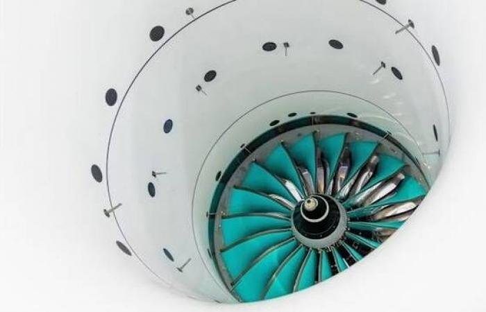 رولز رويس تطلب دعماً حكومياً بمئات الملايين لتطوير محركها الجديد