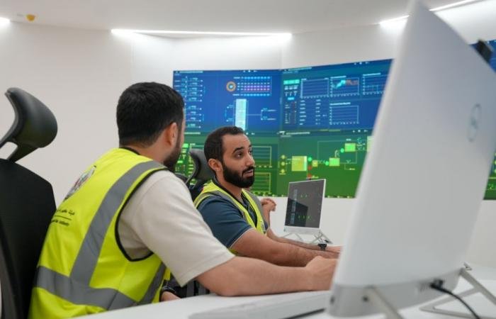 الامارات الان | «كهرباء الشارقة» تنجز المرحلة الأولى من نظام التحكّم ومراقبة المياه | عيون الجزيرة الامارات