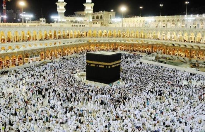 أخبار السعودية | إصدار دليل العمرة والزيارة بـ 16 لغة | عيون الجزيرة السعودية الان