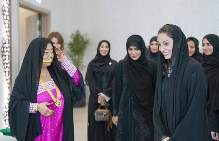 الامارات الان | «واكثون أمهاتنا» يشجع كبار المواطنات على المشي | عيون الجزيرة الامارات