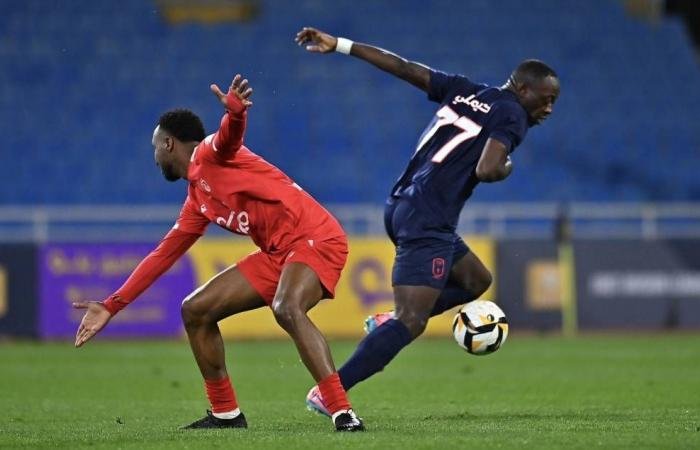 أبها يصل الستين