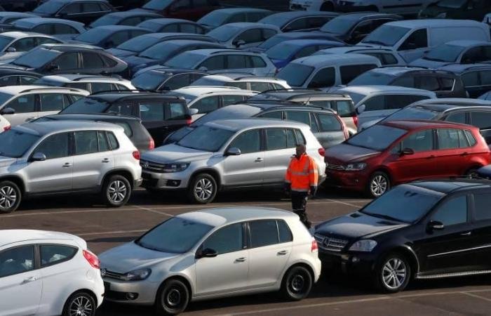 مبيعات السيارات بأوروبا تتراجع 4% في يناير