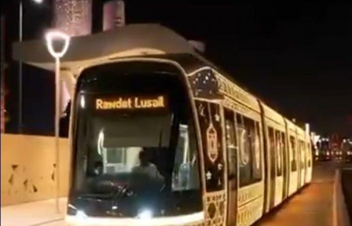 أخبار قطر | بالفيديو| أضواء وزخارف إسلامية تزين ترام لوسيل في شهر رمضان | عيون الجزيرة قطر