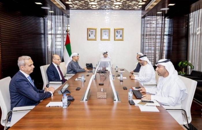 الامارات الان | 14 مواطناً يلتحقون بمزاولي مهنة المحاماة في أبوظبي | عيون الجزيرة الامارات