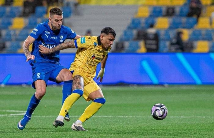 الذئاب يزيد أوجاع الزعيم