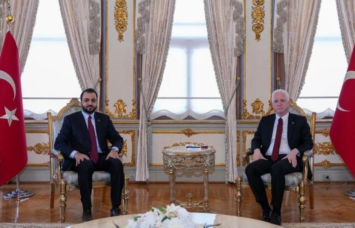 أخبار قطر | والي إسطنبول يجتمع مع القنصل العام لدولة قطر  | عيون الجزيرة قطر