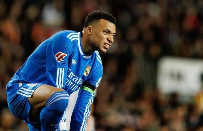 الرياضة الان | استبعاد مبابي.. ريال مدريد يعلن قائمته الرسمية لمواجهة بنفيكا | عيون الجزيرة الرياضي