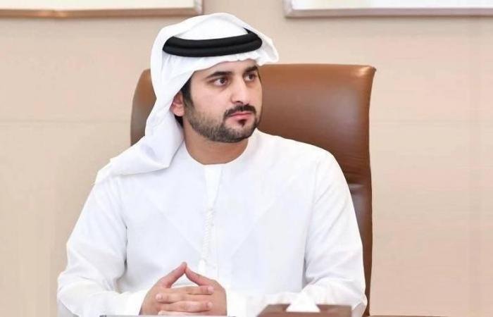 الامارات الان | مكتوم بن محمد مهنئاً باليوم الوطني: نسأل الله أن يديم عز الكويت ومجدها | عيون الجزيرة الامارات