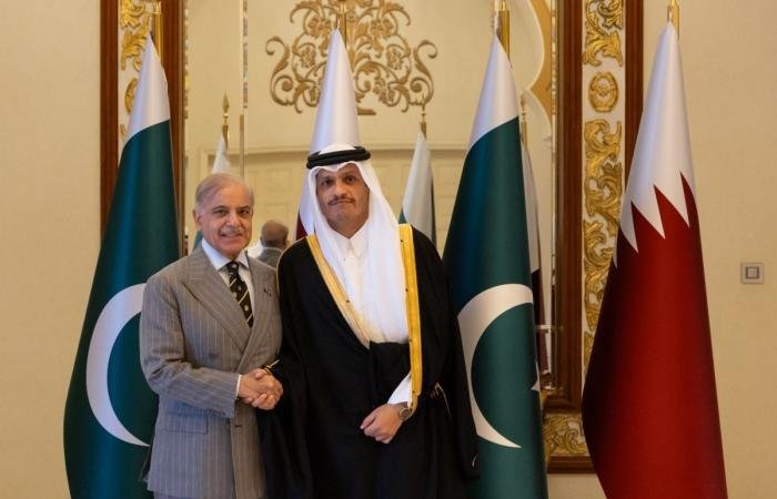 أخبار قطر | رئيس مجلس الوزراء وزير الخارجية يستقبل رئيس وزراء باكستان | عيون الجزيرة قطر