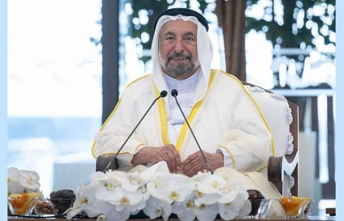 الامارات الان | حاكم الشارقة يهنئ أمير الكويت باليوم الوطني وذكرى تحرير البلاد | عيون الجزيرة الامارات