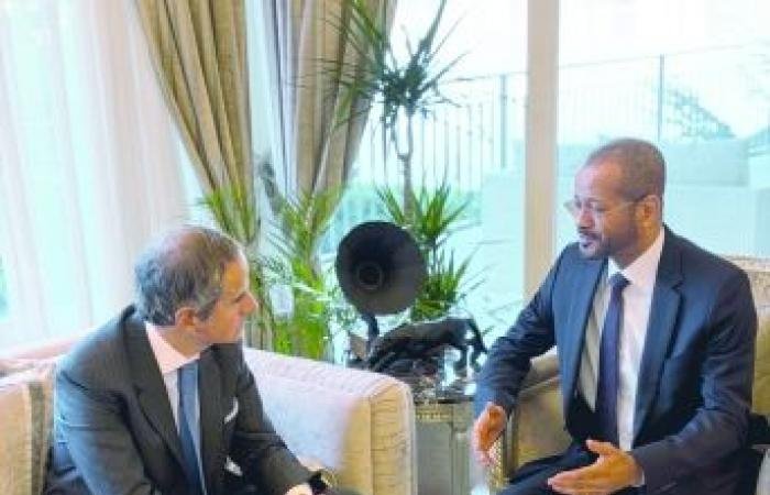 أخبار سلطنة عمان | وزير الخارجية يستعرض مع المبعوث الأمريكي في جنيف مساعي إنجاح المفاوضات | عيون الجزيرة الاخبارية عمان