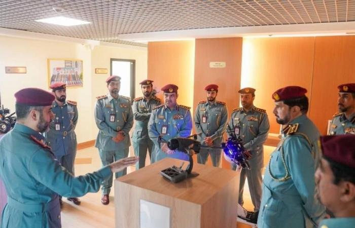 الامارات الان | خالد النعيمي يشيد بتميز أداء مركز شرطة المنامة الشامل بعجمان | عيون الجزيرة الامارات