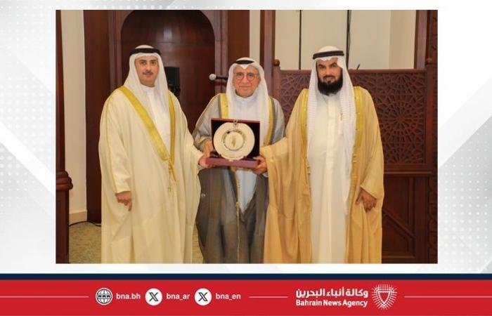 أخبار البحرين | وزير العدل والشؤون الإسلامية والأوقاف يفتتح جامع حصة البكر في المحرق | عيون الجزيرة
