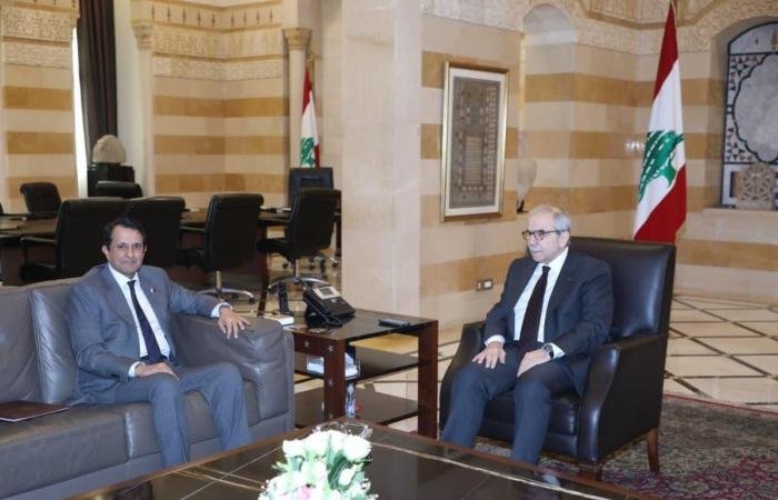أخبار قطر |  رئيس مجلس الوزراء اللبناني يجتمع مع سفير دولة قطر | عيون الجزيرة قطر