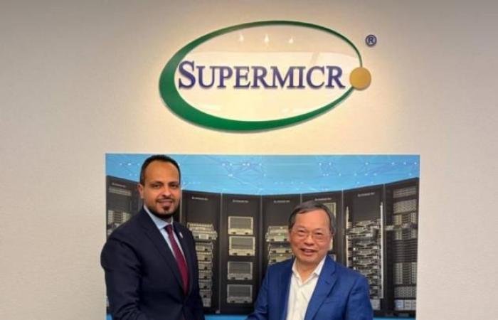«إي إتش سي» و«سوبرمايكرو» تطوران مراكز بيانات في الإمارات