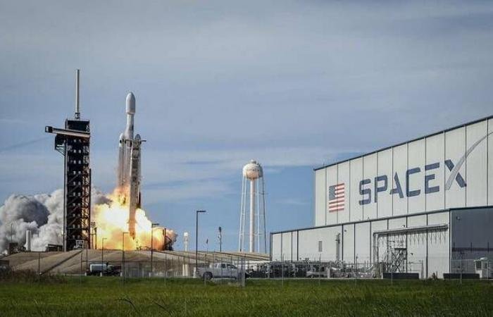 "سبيس إكس" تستعد للطرح السري بأكثر من 1.75 تريليون دولار