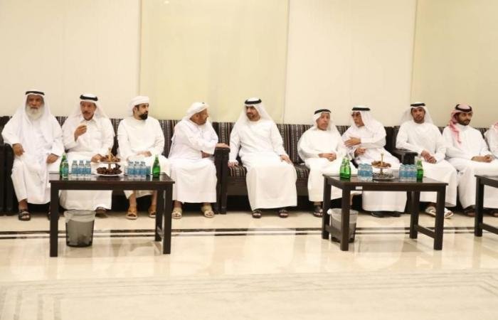 الامارات الان | عبدالله بن سالم والشيوخ يعزون في وفاة سيف سعيد الشامسي | عيون الجزيرة الامارات