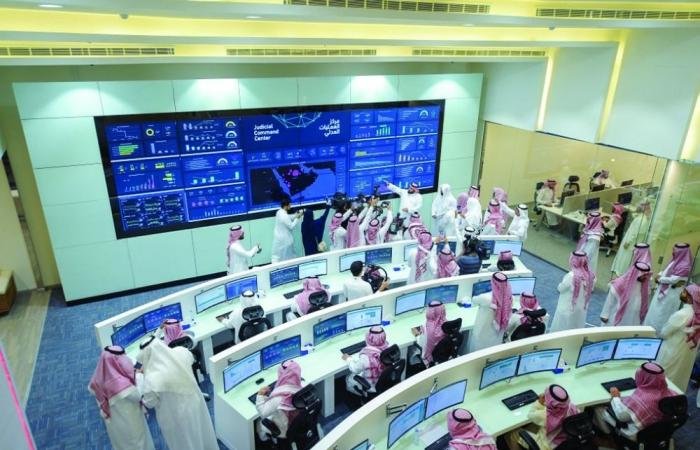 أخبار السعودية | التسجيل بواثق إلزامي للمحامين | عيون الجزيرة السعودية الان