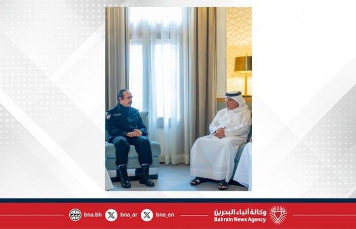 أخبار البحرين | سمو ولي العهد رئيس مجلس الوزراء يطلع على مستجدات الأوضاع الأمنية والصحية والتجارية والخدمات البلدية في مملكة البحرين وجاهزية الجهات المعنية لاستمرار تقديم الخدمات بكفاءة عالية | عيون الجزيرة