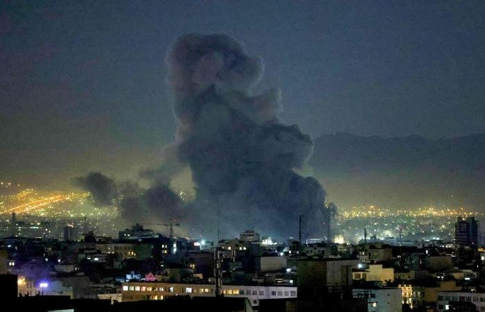 دوي انفجارات كبيرة في طهران | عيون الجزيرة