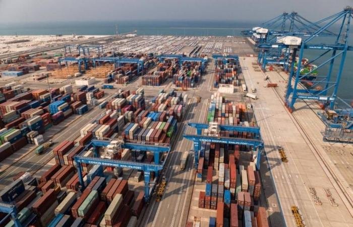 428 ملياراً تجارة أبوظبي غير النفطية 2025 بزيادة 40.5%