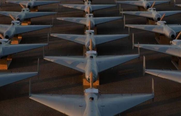 "الغضب الملحمي" يكشف سلاحا جديدا.. ما هي "كاميكازي" أمريكا منخفضة التكلفة؟