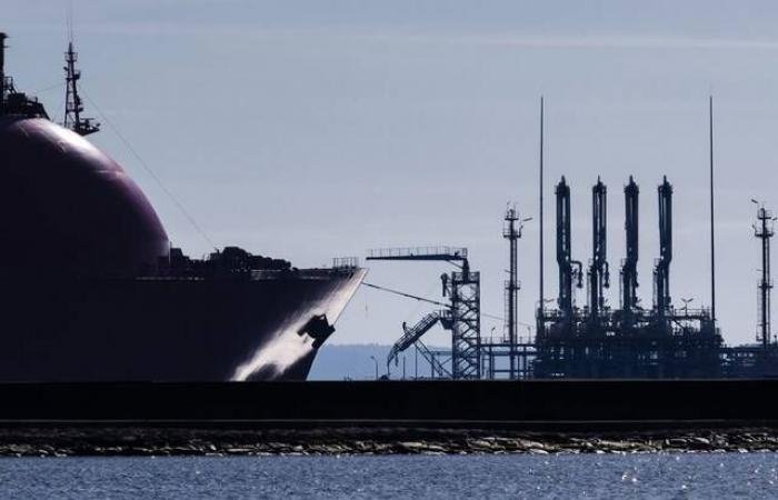 ضربات إيران توقف صادرات قطر من الغاز وتشعل أسواق الطاقة