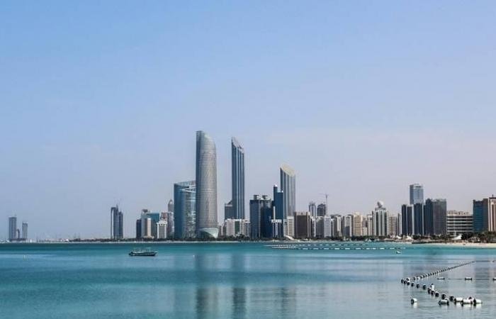 القطاع الخاص في الإمارات يواصل زخمه متحدياً الاعتداء الإيراني السافر