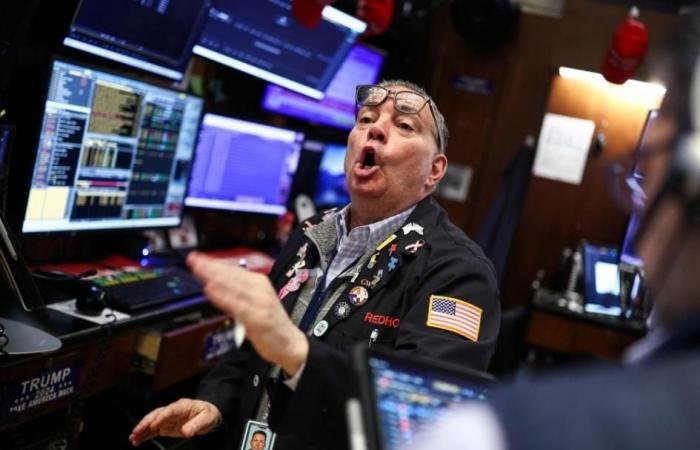 الاقتصاد الأمريكي أمام اختبار جديد بلا سقف زمني أو قيود