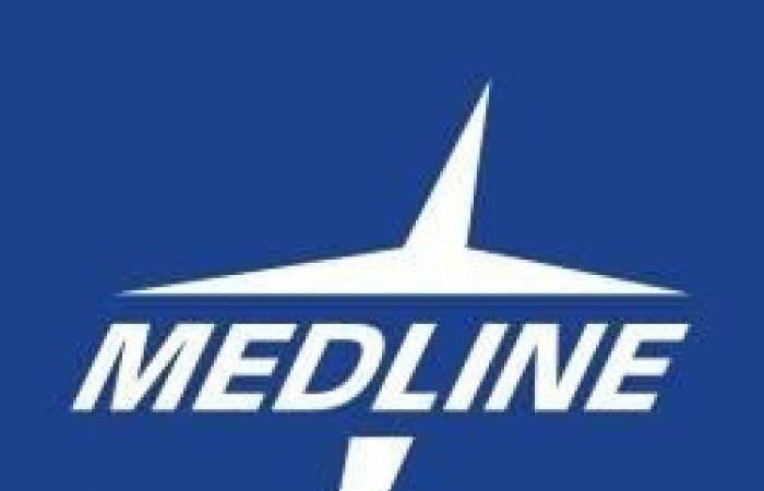 بيع حصة بـ 3.4 مليار دولار في «ميدلاين» مع صعود السهم بعد الإدراج