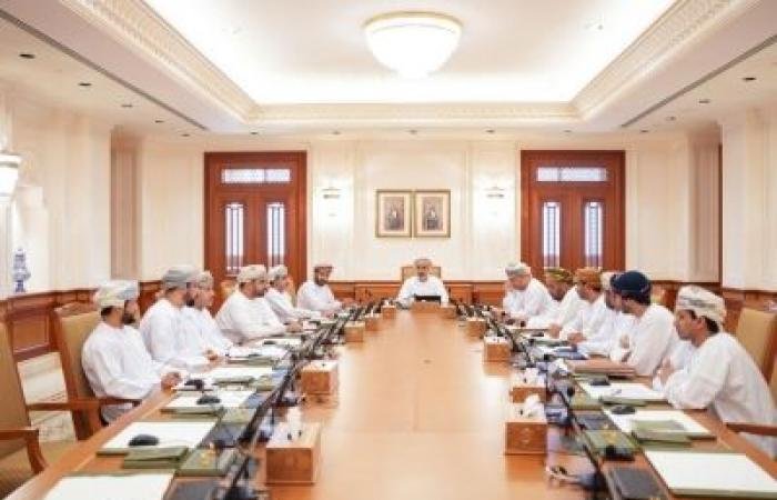 أخبار سلطنة عمان | مكتب مجلس الشورى يستعرض تقارير اللجان والردود الوزارية | عيون الجزيرة الاخبارية عمان
