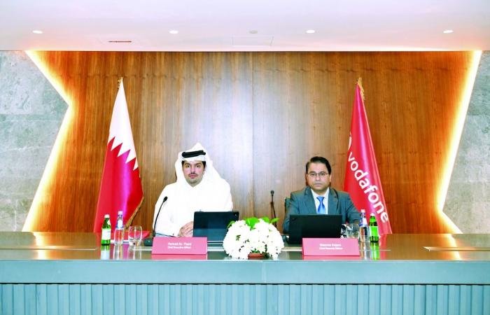 تداول واقتصاد | عمومية فودافون توزع أرباحا نقدية بـ 12 % | عيون الجزيرة مال واقتصاد