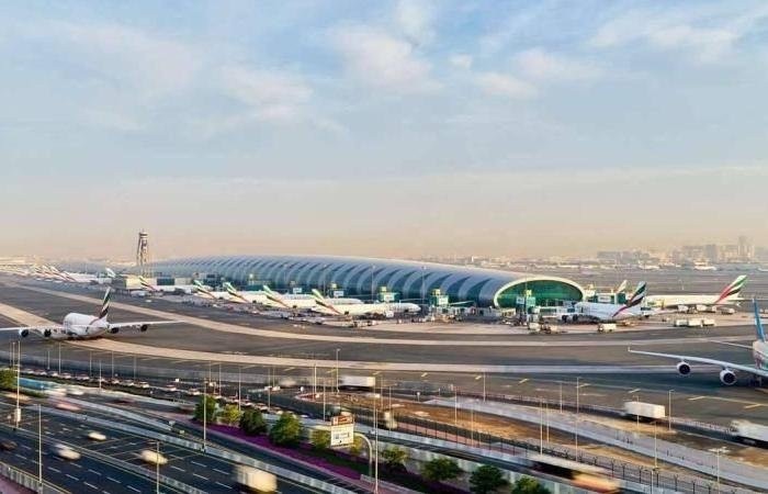 مطارات دبي: الأولوية للرحلات المغادرة مع ارتفاع تدريجي في الحركة