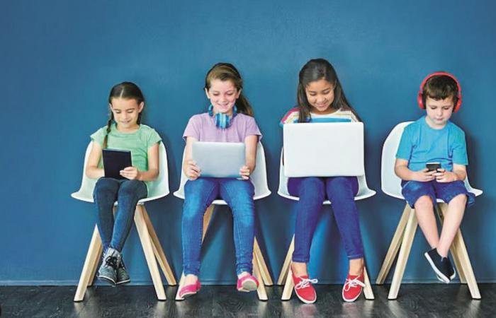 أخبار قطر | مختصون لـ "الشرق": تمكين الأطفال رقمياً مطلوب بدون تعريضهم للمحتوى المضلل | عيون الجزيرة قطر