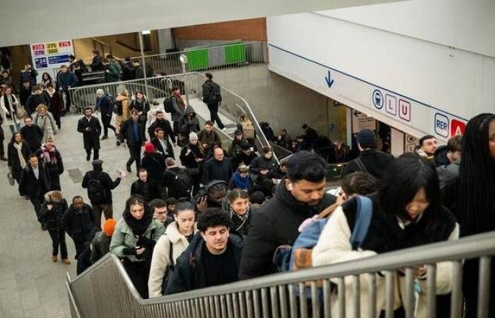 تراجع معدل بطالة منطقة اليورو إلى أدنى مستوياته في يناير