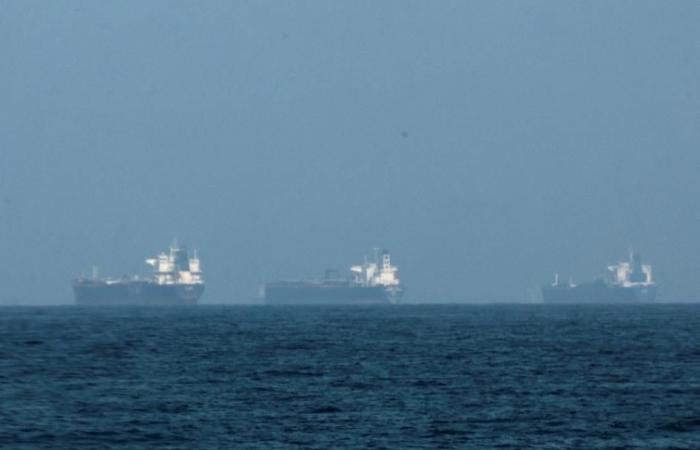 ترامب يأمر بتوفير التأمين وضمانات مالية للتجارة البحرية في الخليج