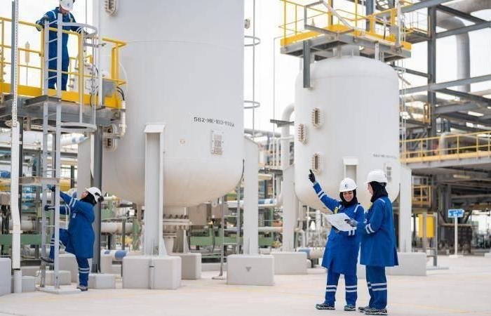 «أدنوك للغاز» تؤكد استمرار عملياتها بشكل طبيعي