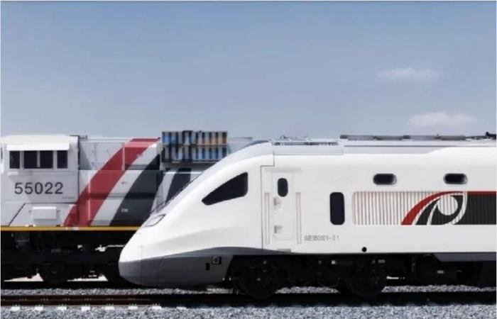 الامارات الان | تشغيل تجريبي لقطارات الاتحاد بين الغويفات والفاية | عيون الجزيرة الامارات