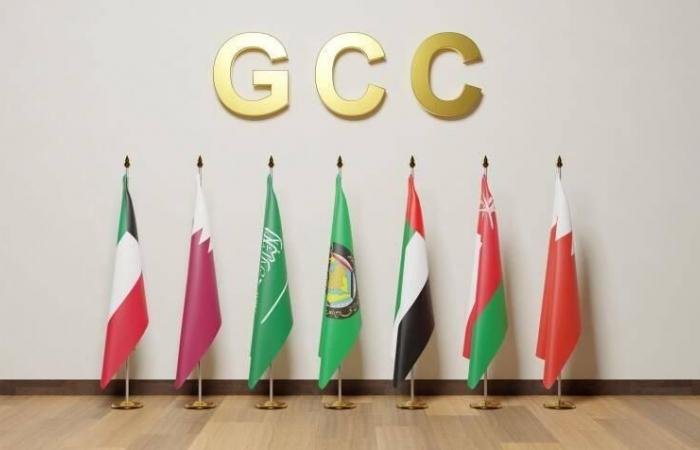 فيتش: بنوك الخليج محصّنة ضد مخاطر الائتمان جراء حرب إيران