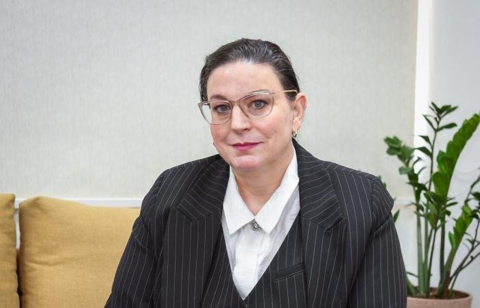 أخبار الكويت | سفيرة كندا تُشيد بدور الجهات الكويتية في حفظ الأمن والاستقرار | عيون الجزيرة الكويت