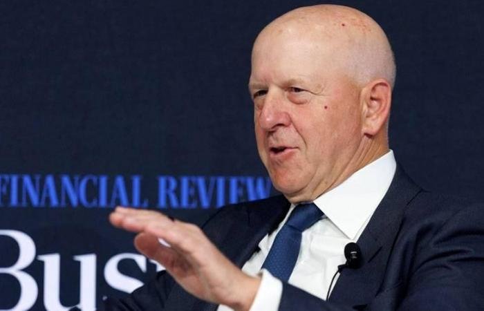 رئيس جولدمان ساكس: الأسواق قد تستغرق بضعة أسابيع لاستيعاب الحرب