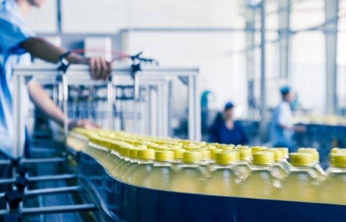 2000 منشأة صناعية غذائية تلبي احتياجات السوق المحلي