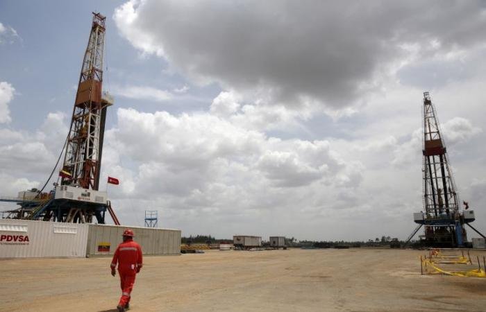 أخبار قطر | انخفاض أسعار النفط للمرة الأولى خلال ستة أيام | عيون الجزيرة قطر