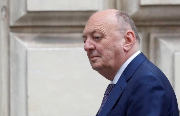 وزير الطاقة الإيطالي: نبحث عن مصادر بديلة للغاز الطبيعي