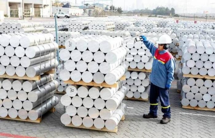 الألمنيوم يتجه لأكبر مكاسب أسبوعية منذ عامين مع تعطل هرمز