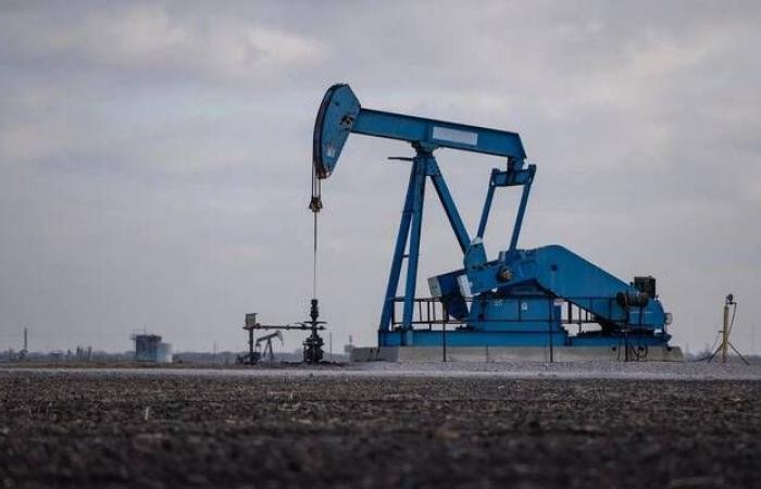 "باركليز" يتوقع ارتفاع خام برنت إلى 120 دولار للبرميل