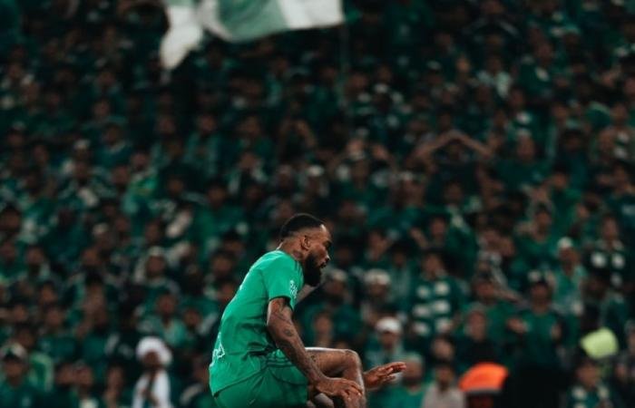 العميد ينقذ الجلاد