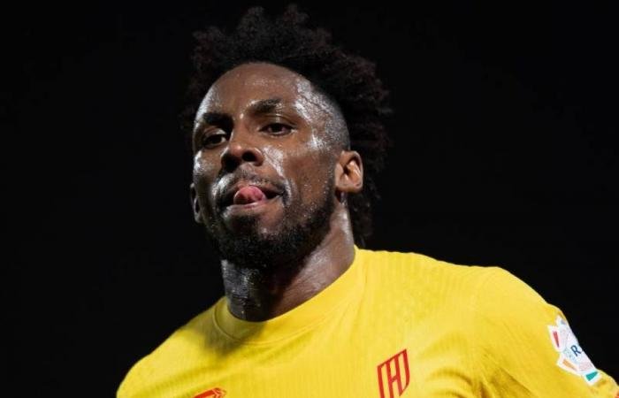 مكسيكي يصعد لعرش توني