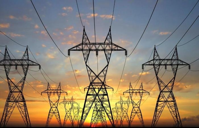 أخبار الكويت | «الكهرباء»: إعادة خط هوائي إضافي لنقل الطاقة الكهربائية إلى الخدمة | عيون الجزيرة الكويت